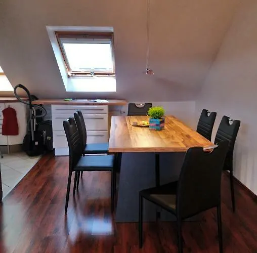 Mit 2 Schlafzimmern Und Parkplatz * 에르푸르트